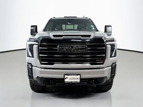 Used 2024 GMC Sierra 2500 AT4 w/ Technology Package AWD/4WD image 2