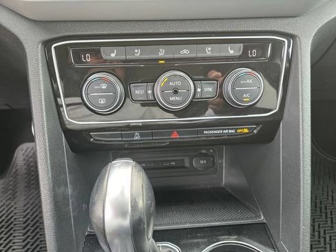 Used 2021 Volkswagen Atlas SEL Premium AWD/4WD image 17