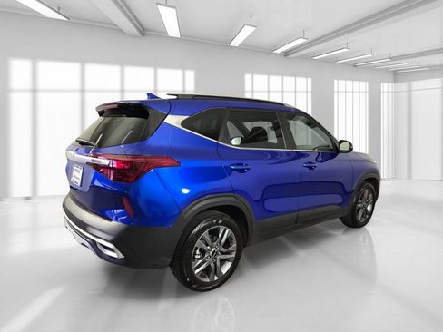 Used 2022 Kia Seltos S FWD image 8