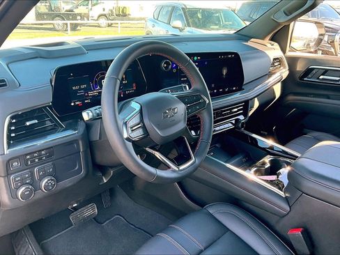 Used 2025 Chevrolet Tahoe RST w/ Comfort Package image 13