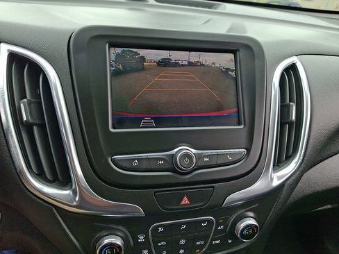 Used 2020 Chevrolet Equinox LT FWD image 20