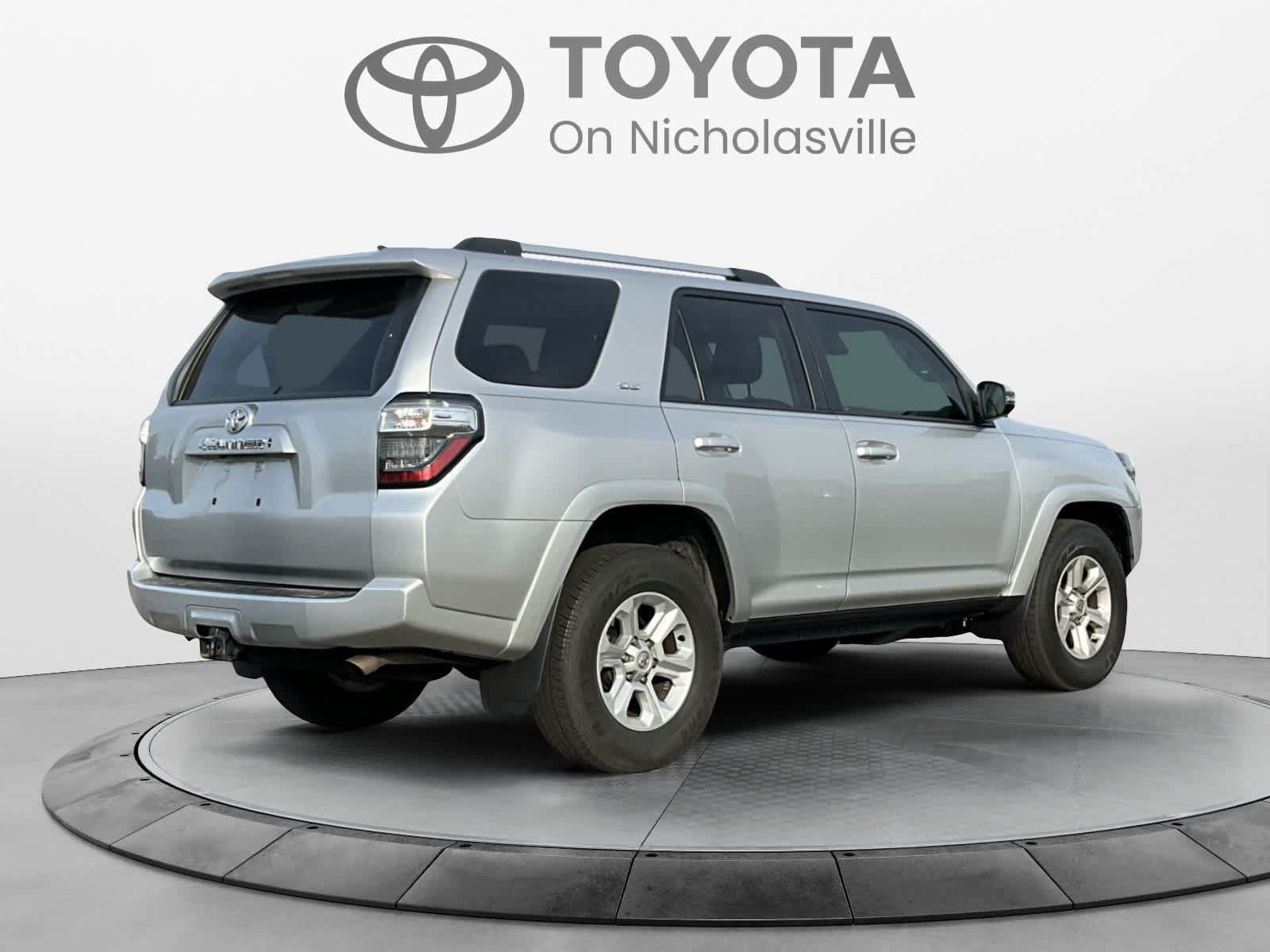 Used 2023 Toyota 4Runner SR5 Premium w/ Moonroof Package RWD image 5