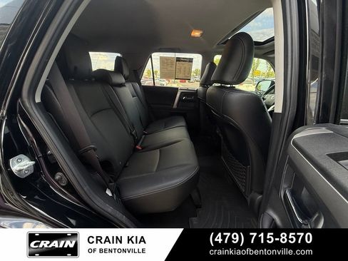 Used 2021 Toyota 4Runner Limited AWD/4WD image 31