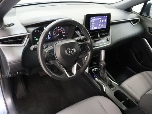 Used 2023 Toyota Corolla Cross AWD Hybrid image 13