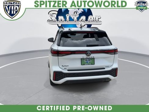 Used 2025 Volkswagen Tiguan SE R-Line AWD/4WD image 8