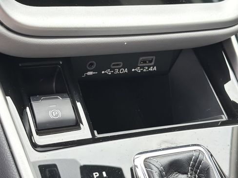 Certified 2025 Subaru Legacy Premium AWD/4WD image 29