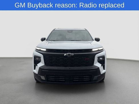 Used 2026 Chevrolet Traverse RS FWD image 2