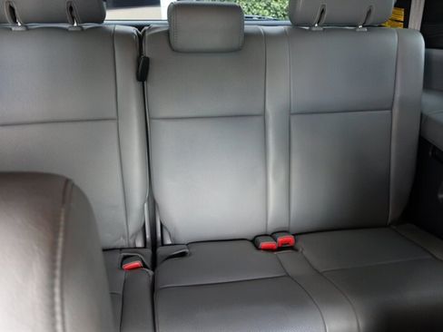 Used 2012 Toyota Sequoia Platinum AWD/4WD image 31