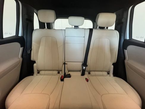 Used 2026 Mercedes-Benz GLB 250 image 8