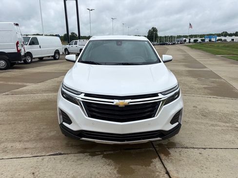 Used 2024 Chevrolet Equinox LT FWD image 9