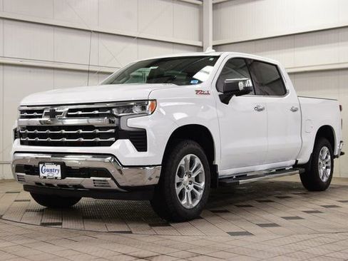 New 2026 Chevrolet Silverado 1500 LTZ w/ LTZ Premium Package AWD/4WD image 3