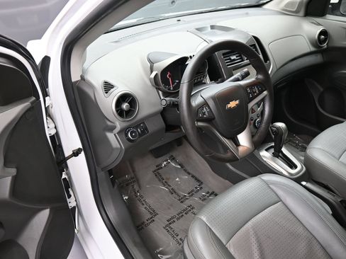 Used 2015 Chevrolet Sonic LTZ FWD image 12