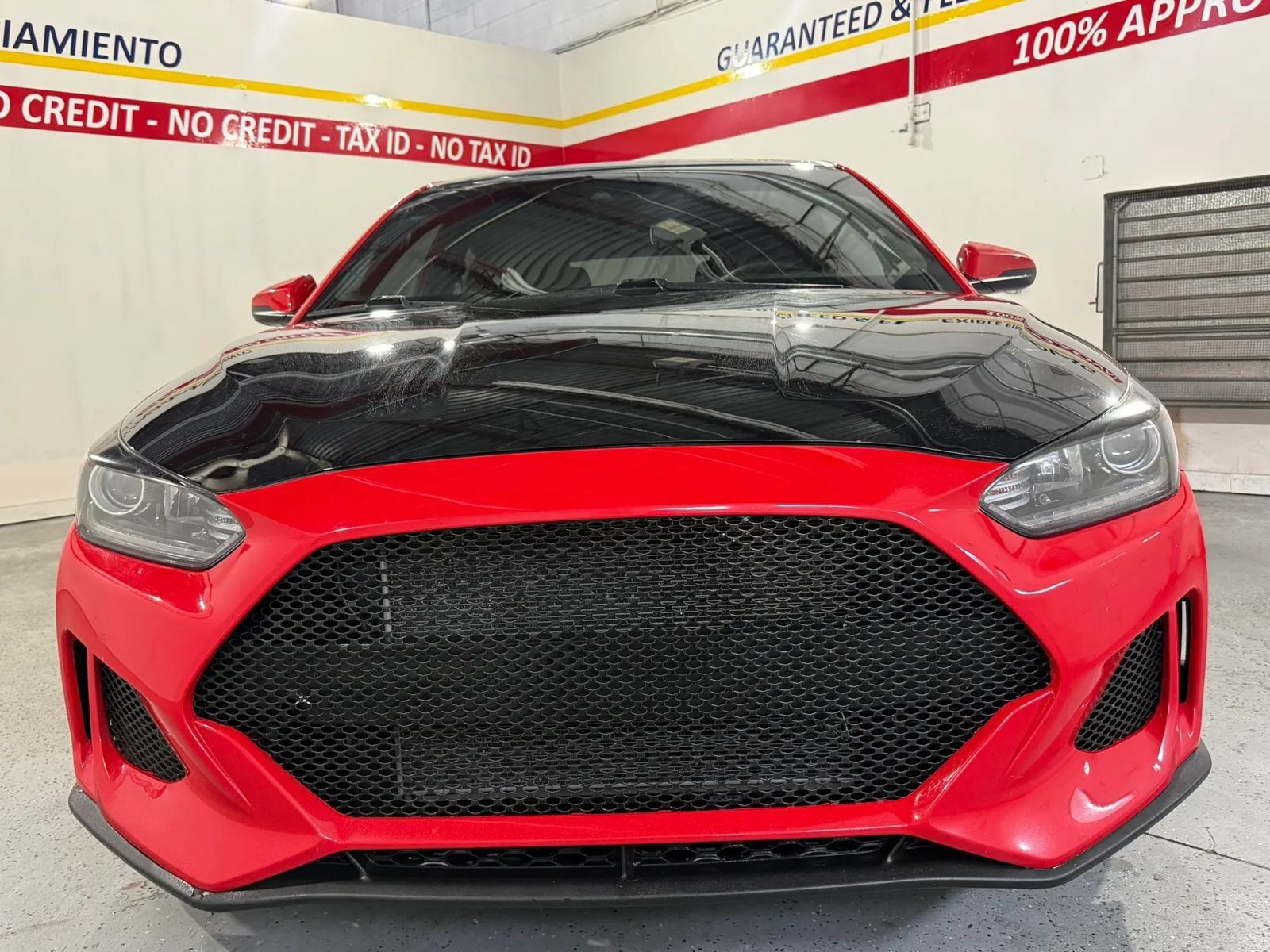 Used 2019 Hyundai Veloster 2.0 FWD image 2
