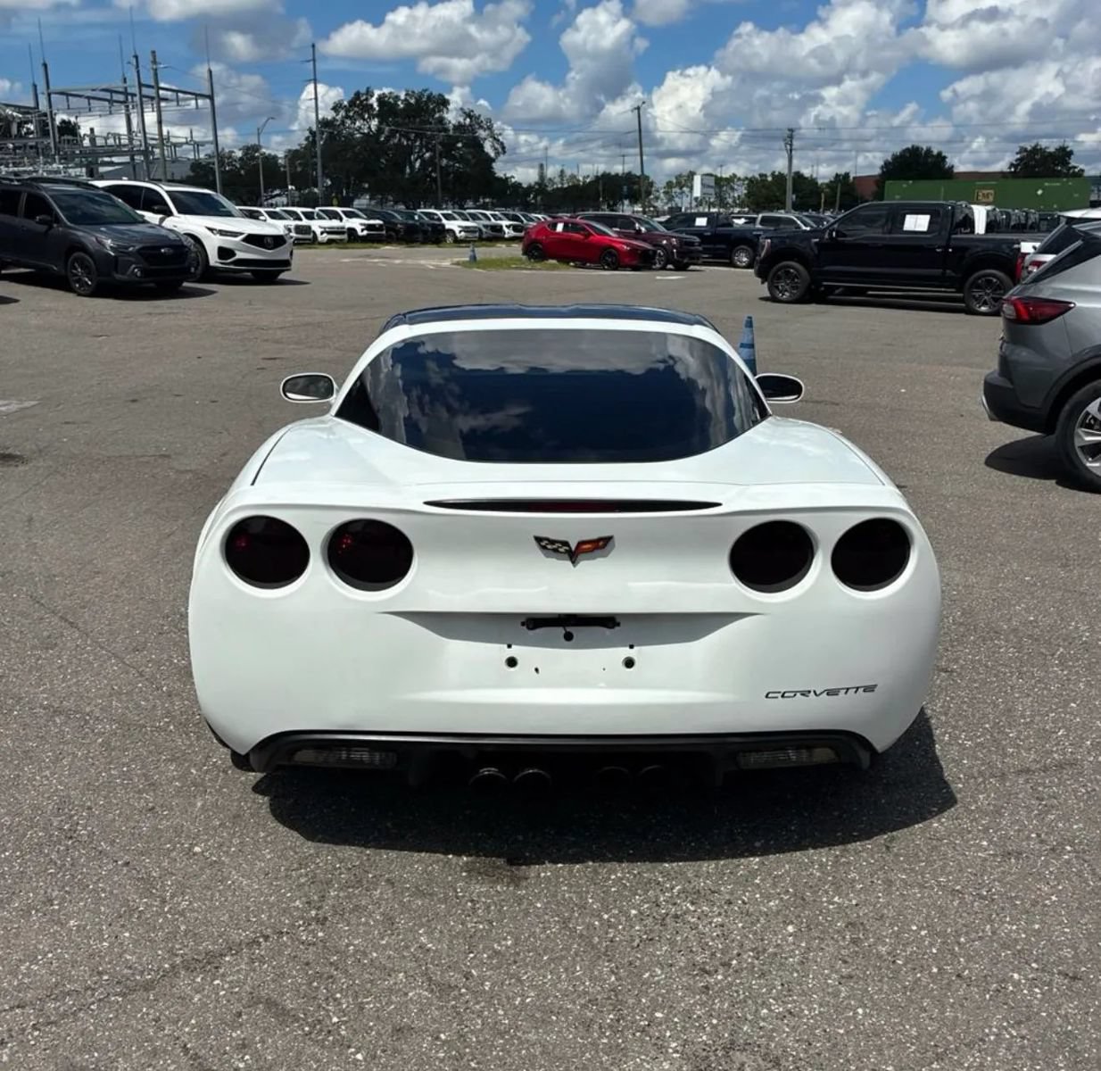 Used 2006 Chevrolet Corvette Coupe w/ Preferred Equipment Group RWD image 4