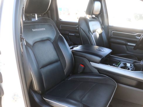 Used 2020 RAM 1500 Laramie w/ Sport Appearance Package image 33