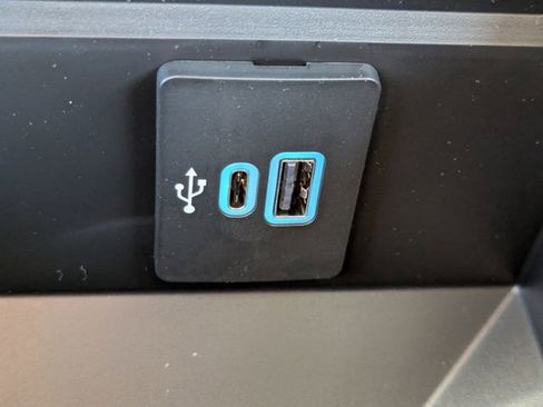 New 2026 Ford F250 Lariat w/ FX4 Off-Road Package image 22