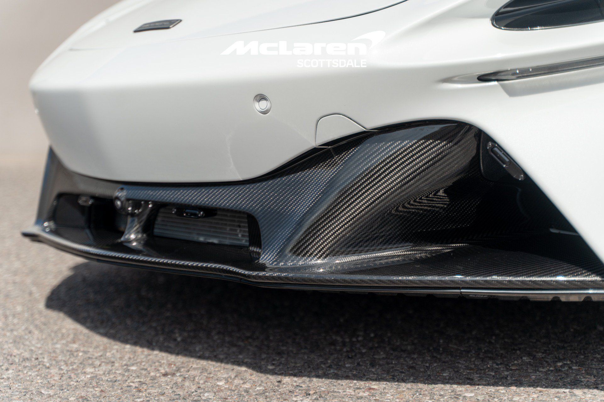 Used 2025 McLaren Artura Spider RWD image 22