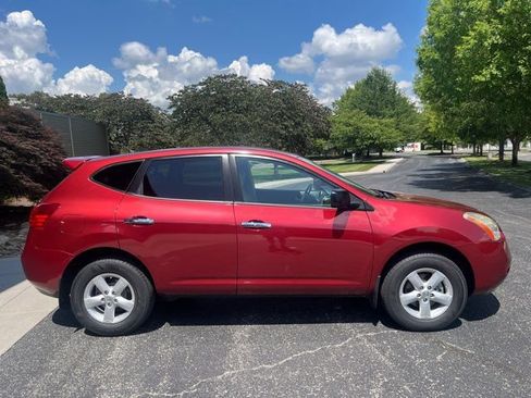 Used 2010 Nissan Rogue S w/ 360 Degree Value Pkg AWD/4WD image 2