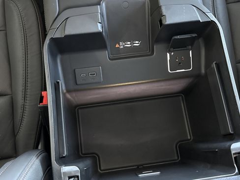 Used 2025 GMC Sierra 1500 AT4 w/ AT4 Premium Package image 58