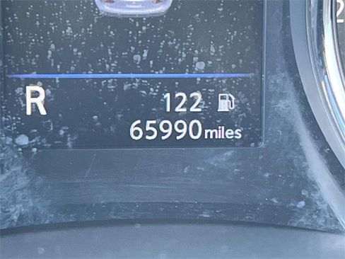 Used 2020 Nissan Rogue Sport S image 36