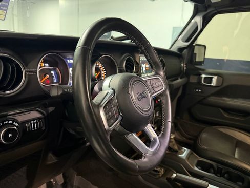 Used 2022 Jeep Wrangler Unlimited Sahara w/ LED Lighting Group image 20