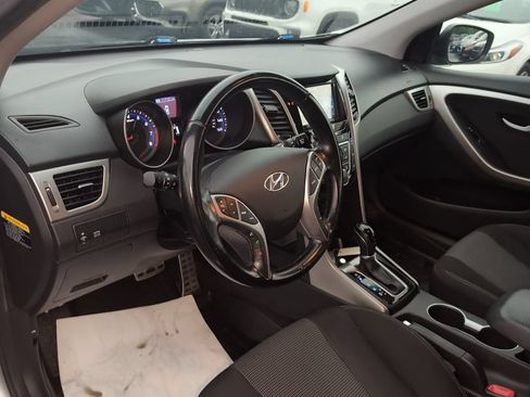 Used 2016 Hyundai Elantra GT w/ Option Group 02 FWD image 15