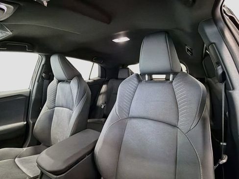 New 2026 Toyota C-HR AWD/4WD image 18