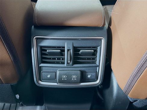 Used 2020 Subaru Forester Touring AWD/4WD image 29
