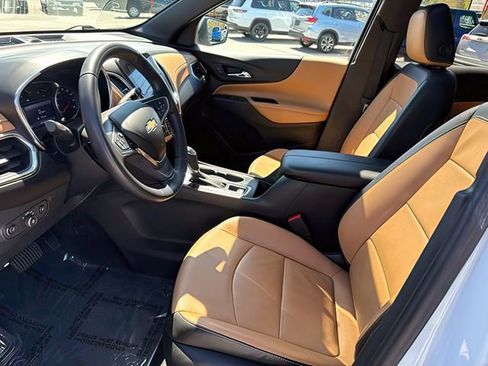 Used 2021 Chevrolet Equinox Premier AWD/4WD image 18