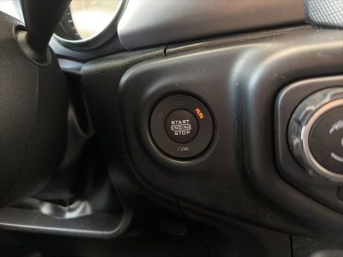 Used 2023 Jeep Wrangler Unlimited Sport AWD/4WD image 22