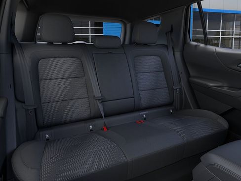 New 2026 Chevrolet Equinox LT AWD/4WD image 17