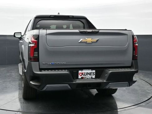 New 2026 Chevrolet Silverado EV LT AWD/4WD image 8