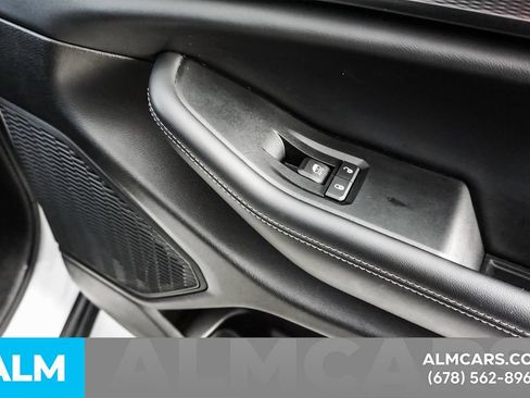 Used 2025 Jeep Grand Cherokee Altitude AWD/4WD image 45