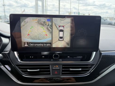 Used 2024 Nissan Altima 2.0 SR image 24