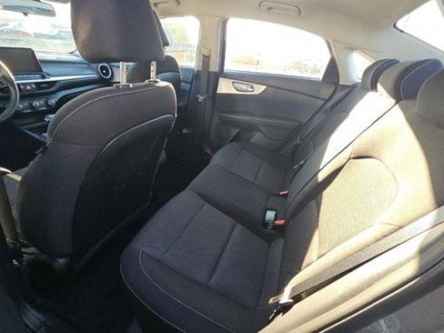 Used 2024 Kia Forte LXS image 13