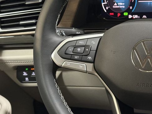 New 2026 Volkswagen Atlas SE image 30