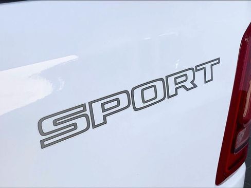Used 2021 RAM 1500 Big Horn AWD/4WD image 10