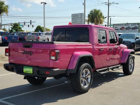 Used 2024 Jeep Gladiator Sport w/ Premium Package AWD/4WD image 6