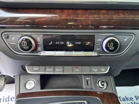 Used 2018 Audi Q5 2.0T Premium Plus w/ Premium Plus Package image 31