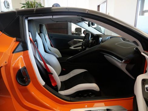 Used 2023 Chevrolet Corvette Stingray Premium Conv w/ 3LT image 24