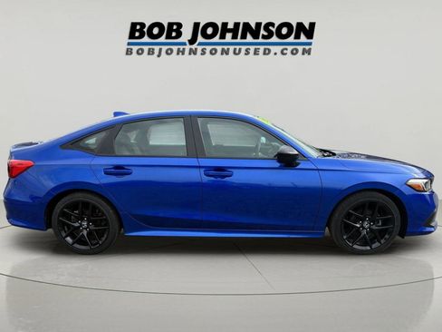 Used 2023 Honda Civic Sport image 2