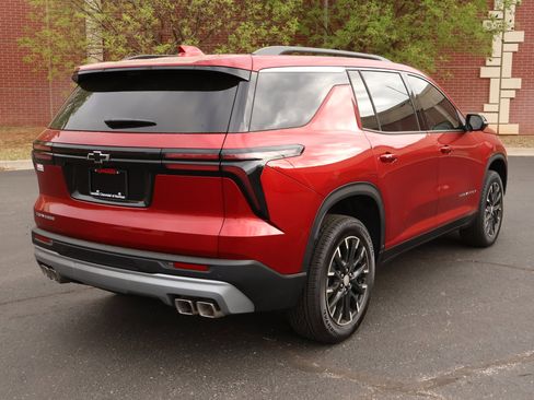 New 2026 Chevrolet Traverse LT w/ Sun and Wheel Package image 29