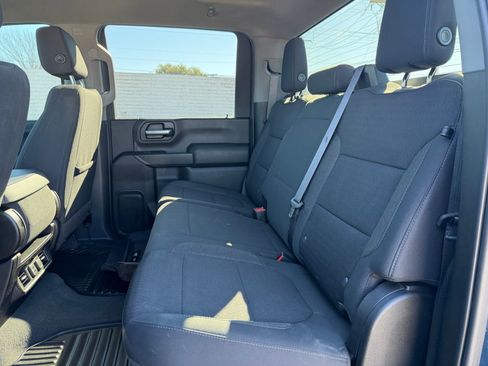 Used 2022 Chevrolet Silverado 3500 LT w/ Convenience Package image 21