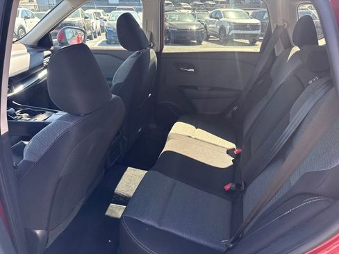 Used 2023 Nissan Rogue SV image 25