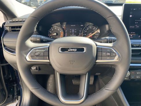 New 2026 Jeep Compass Latitude AWD/4WD image 19