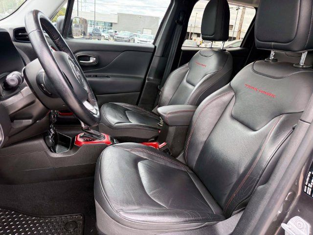 Certified 2017 Jeep Renegade Trailhawk w/ Premium Trailhawk Package AWD/4WD image 18