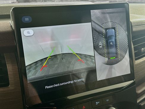 Used 2024 Ford Expedition Limited image 23