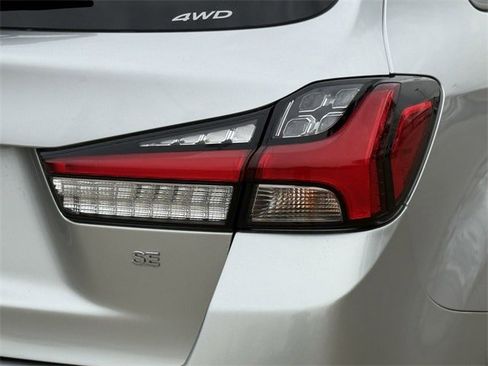 Used 2024 Mitsubishi Outlander Sport SE image 7