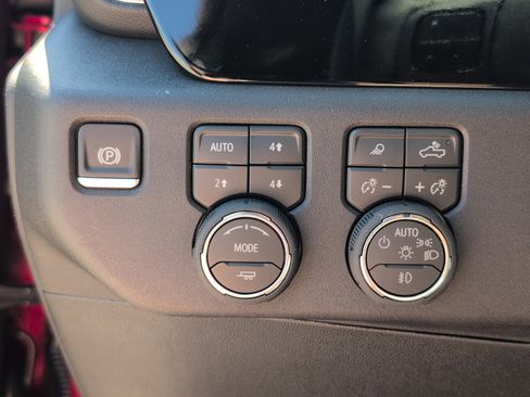 New 2026 Chevrolet Silverado 2500 LTZ w/ LTZ Convenience Package image 26