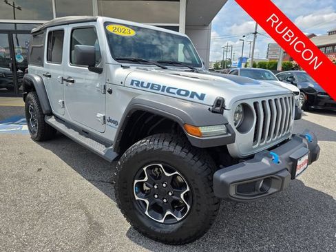 Used 2023 Jeep Wrangler Unlimited Rubicon 4xe w/ Cold Weather Group AWD/4WD image 2